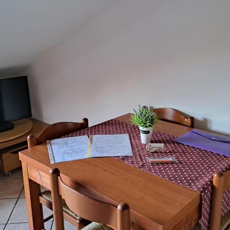 Casa Paola - Stazione 400 Mt - Free Wifi Leilighet Arcore Eksteriør bilde