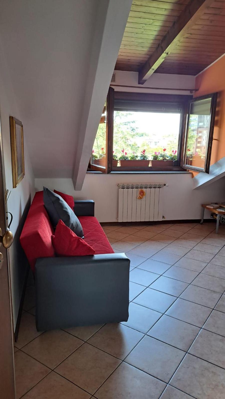 Casa Paola - Stazione 400 Mt - Free Wifi Leilighet Arcore Eksteriør bilde